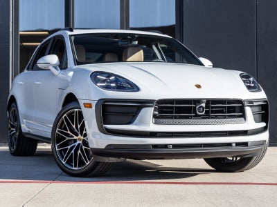 2026 Porsche Macan Macan