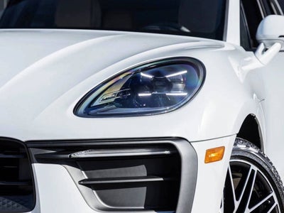 2026 Porsche Macan Macan