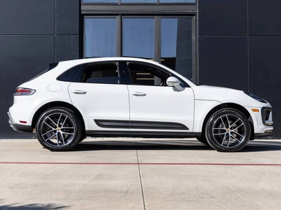2026 Porsche Macan Macan