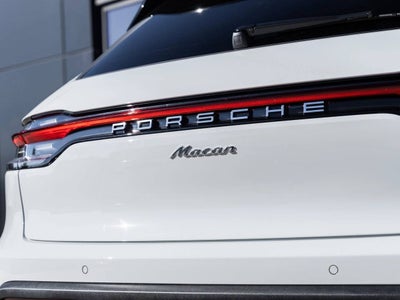 2026 Porsche Macan Macan
