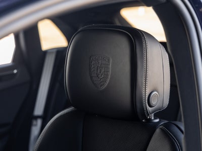 2026 Porsche Macan Macan T