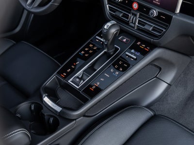 2026 Porsche Macan Macan T