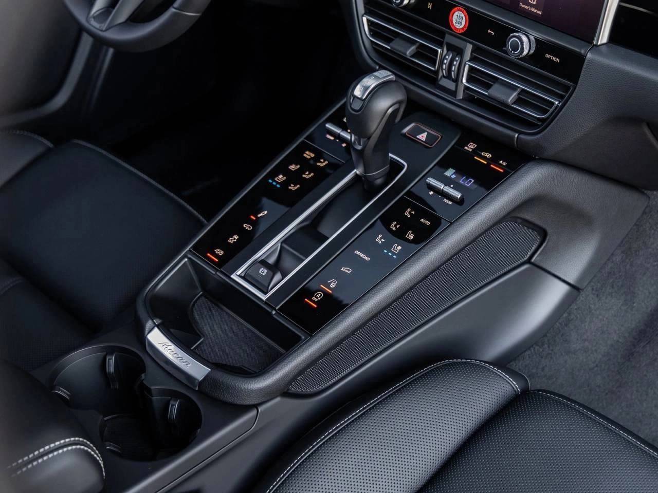 2026 Porsche Macan Macan T