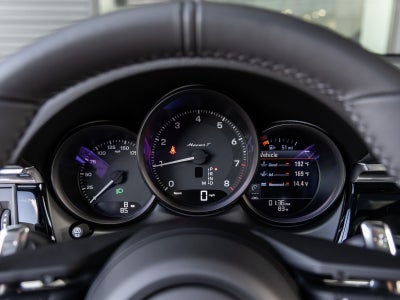 2026 Porsche Macan Macan T