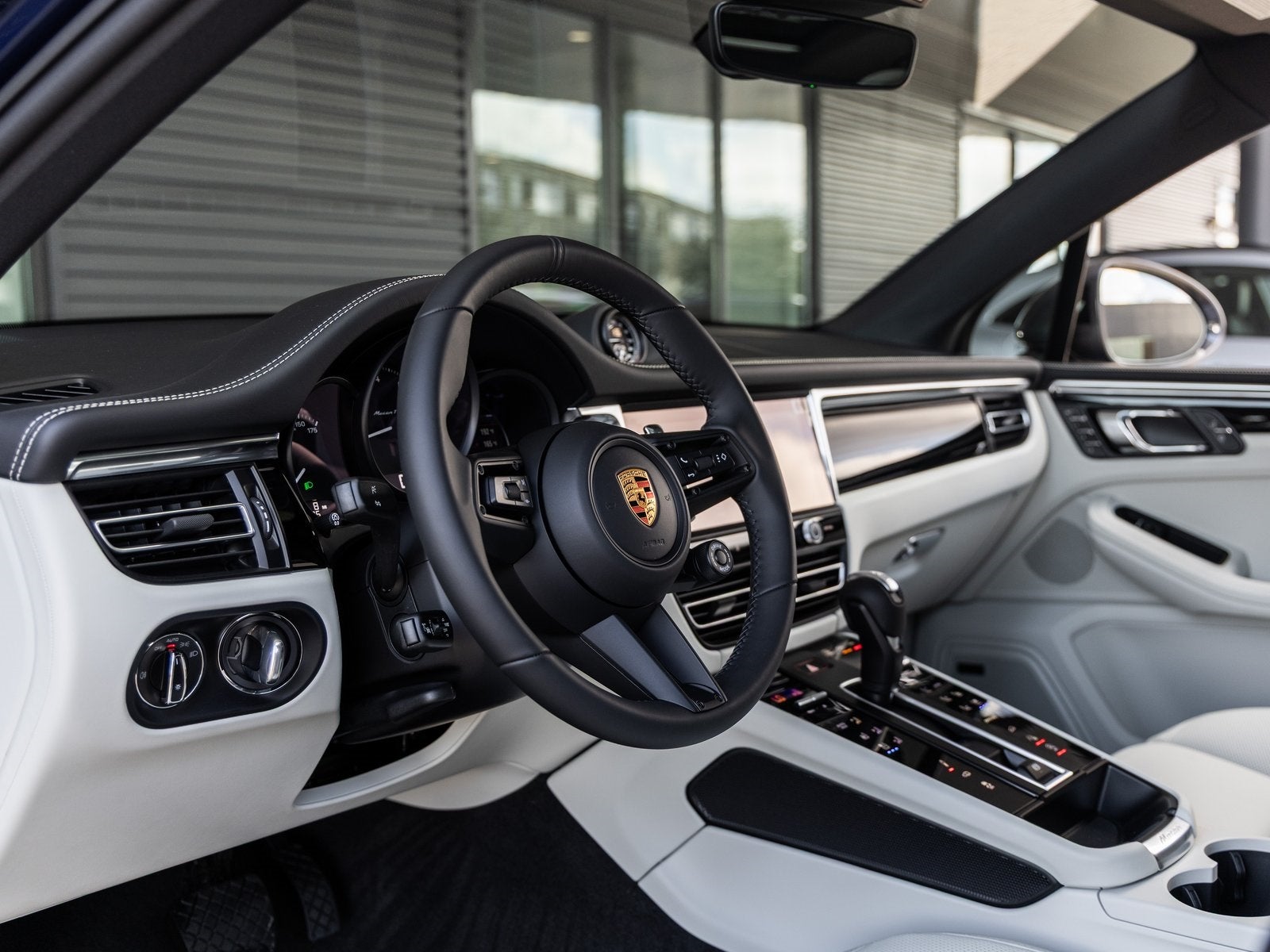 2026 Porsche Macan Macan T