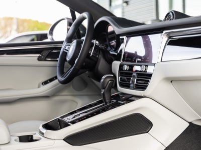 2026 Porsche Macan Macan T