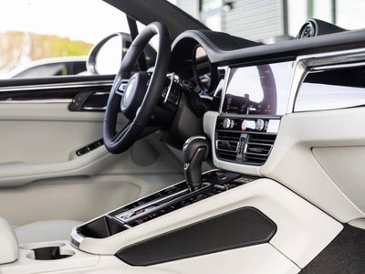 2026 Porsche Macan Macan T