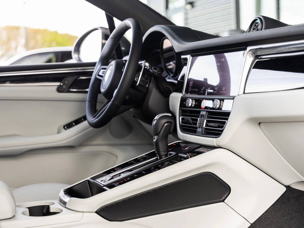 2026 Porsche Macan Macan T