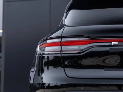 2026 Porsche Macan Macan