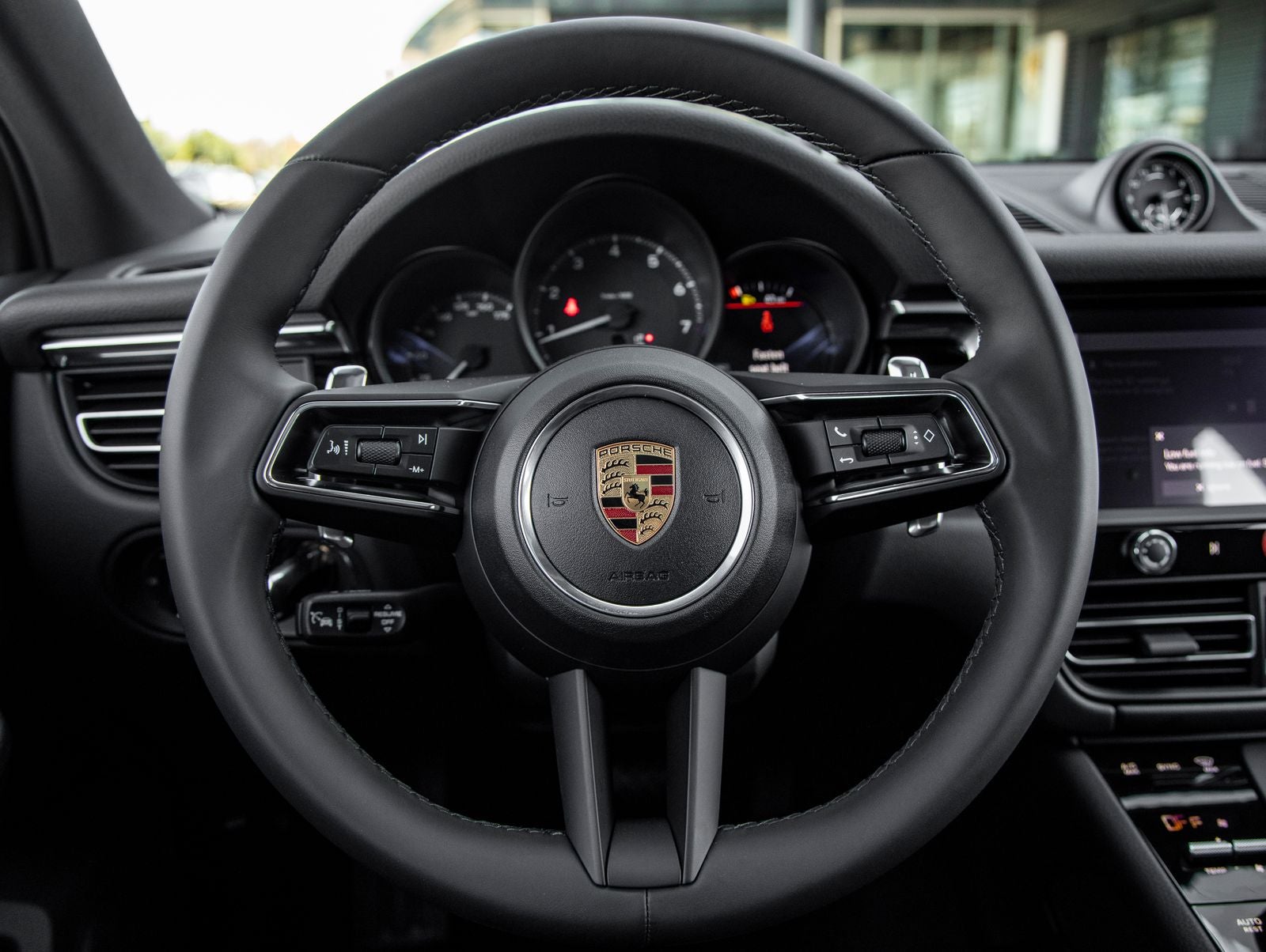 2026 Porsche Macan Macan