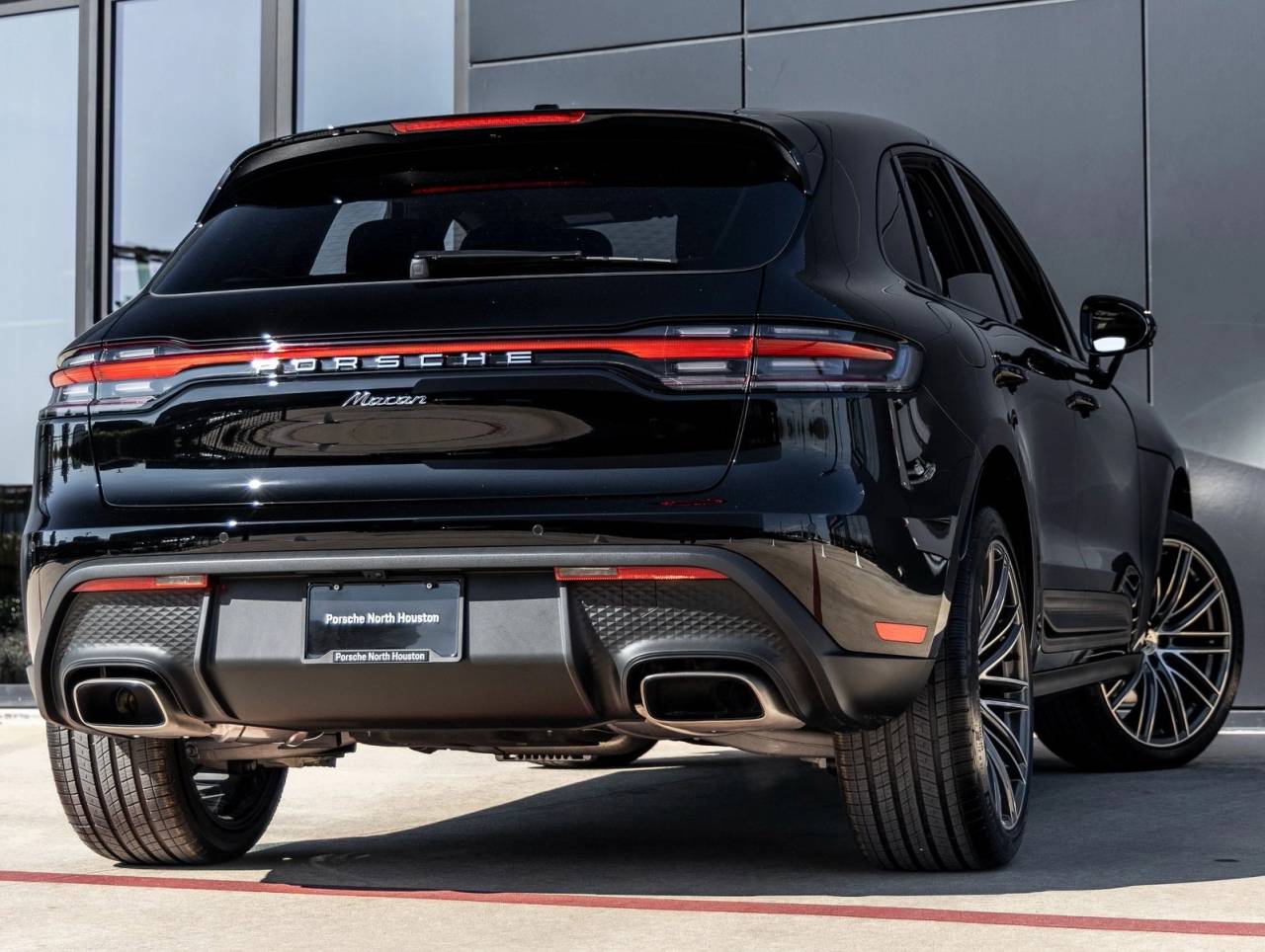 2026 Porsche Macan Macan