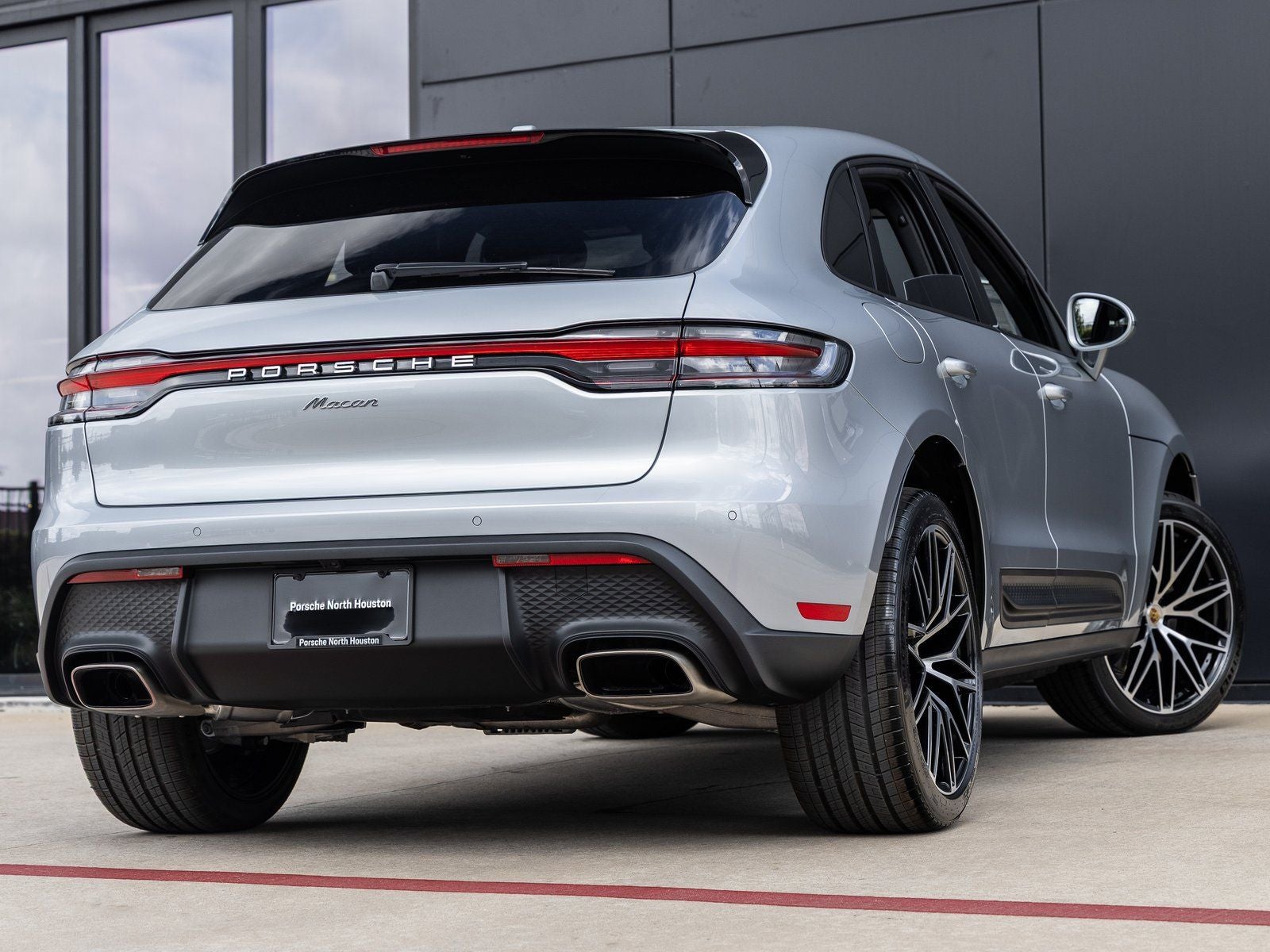 2026 Porsche Macan Macan