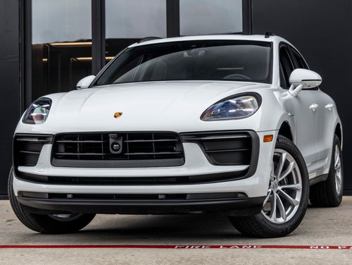 2026 Porsche Macan AWD