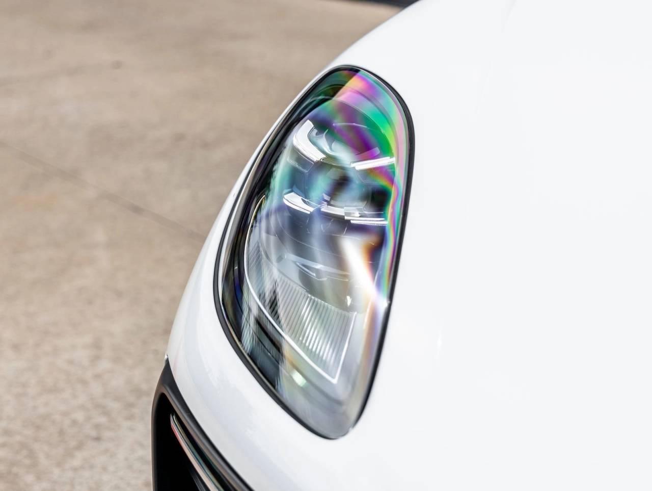 2026 Porsche Macan AWD