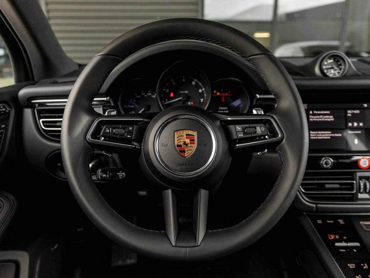 2026 Porsche Macan AWD