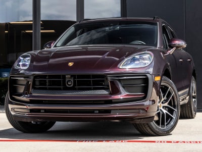 2026 Porsche Macan AWD
