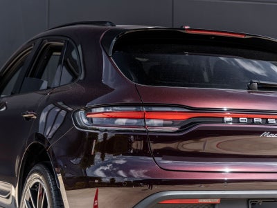 2026 Porsche Macan AWD