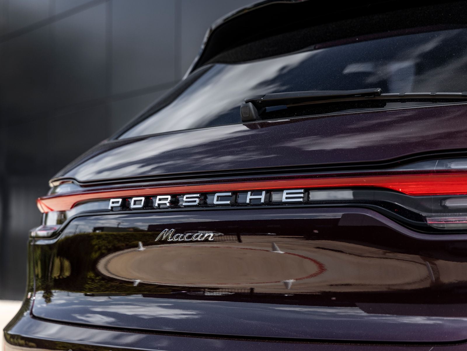 2026 Porsche Macan AWD