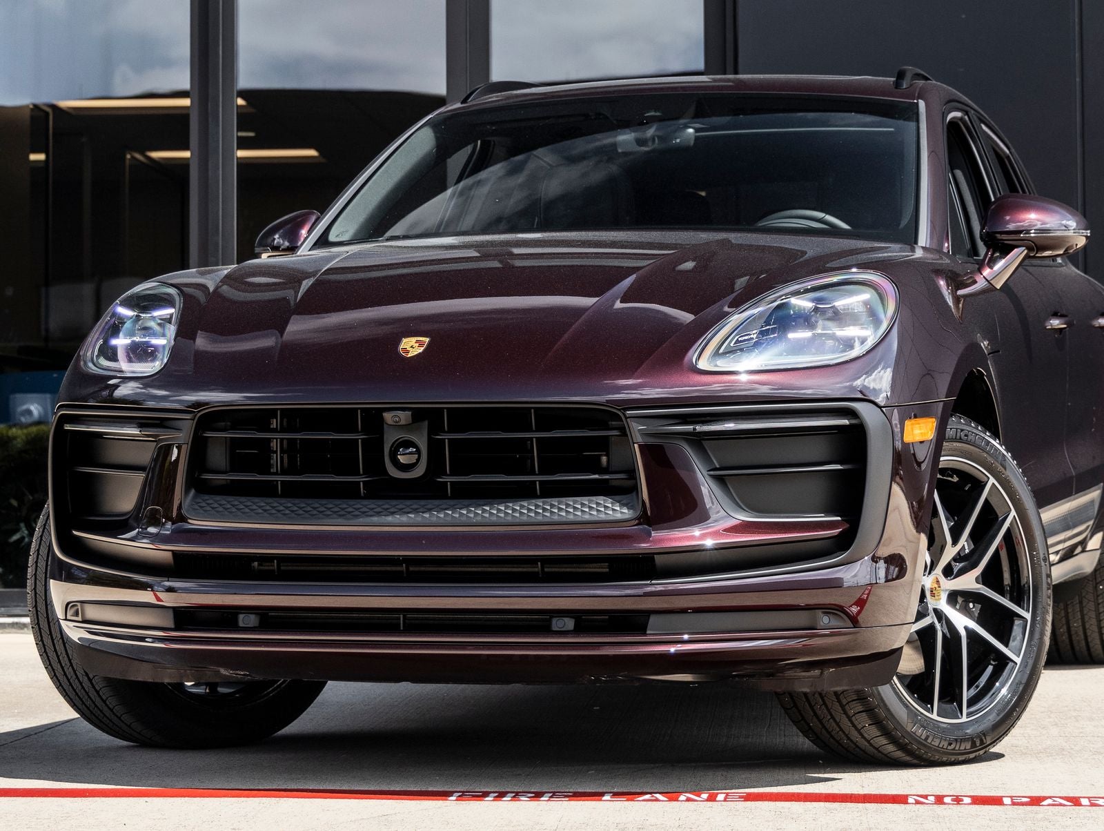 2026 Porsche Macan AWD