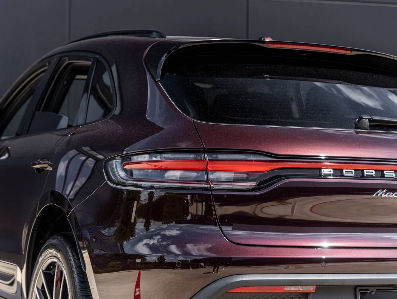2026 Porsche Macan AWD