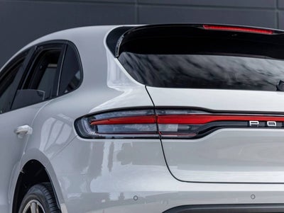 2026 Porsche Macan AWD