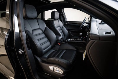 2026 Porsche Macan Macan T