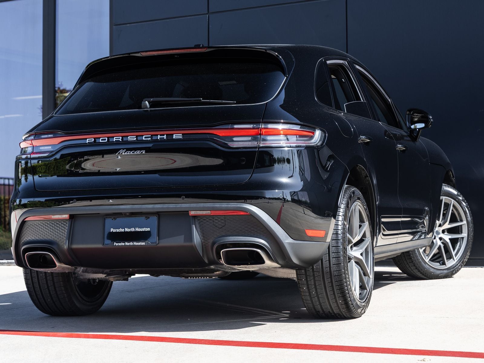 2026 Porsche Macan Macan