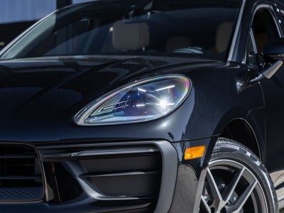 2026 Porsche Macan Macan