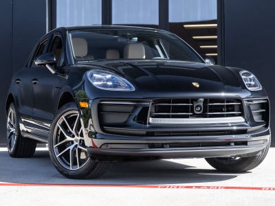 2026 Porsche Macan Macan