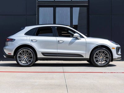 2026 Porsche Macan Macan