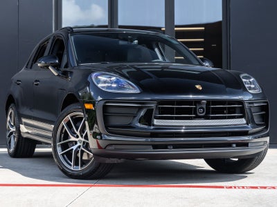 2026 Porsche Macan Macan