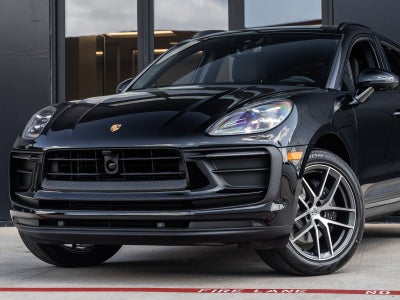 2026 Porsche Macan Macan