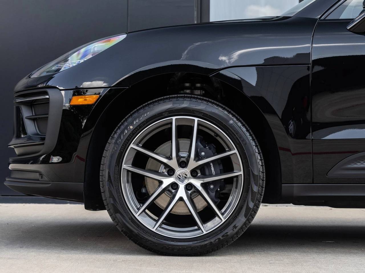 2026 Porsche Macan Macan