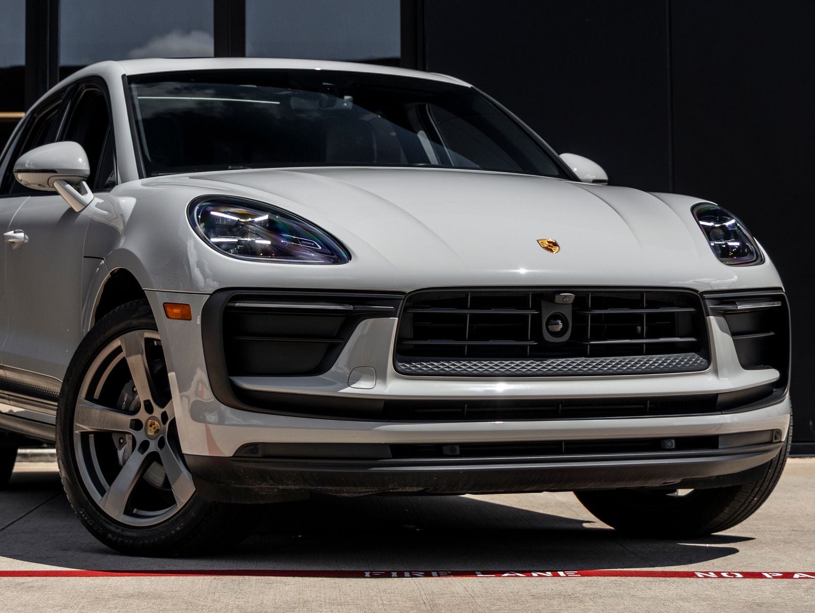 2024 Porsche Macan Macan (MY24)
