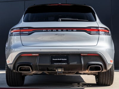 2025 Porsche Macan Base