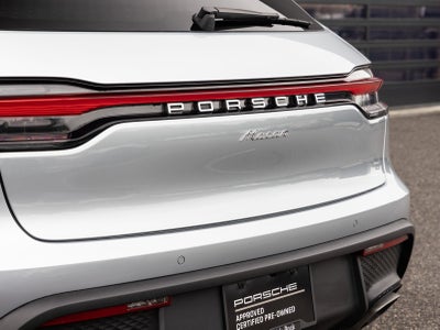 2025 Porsche Macan Base