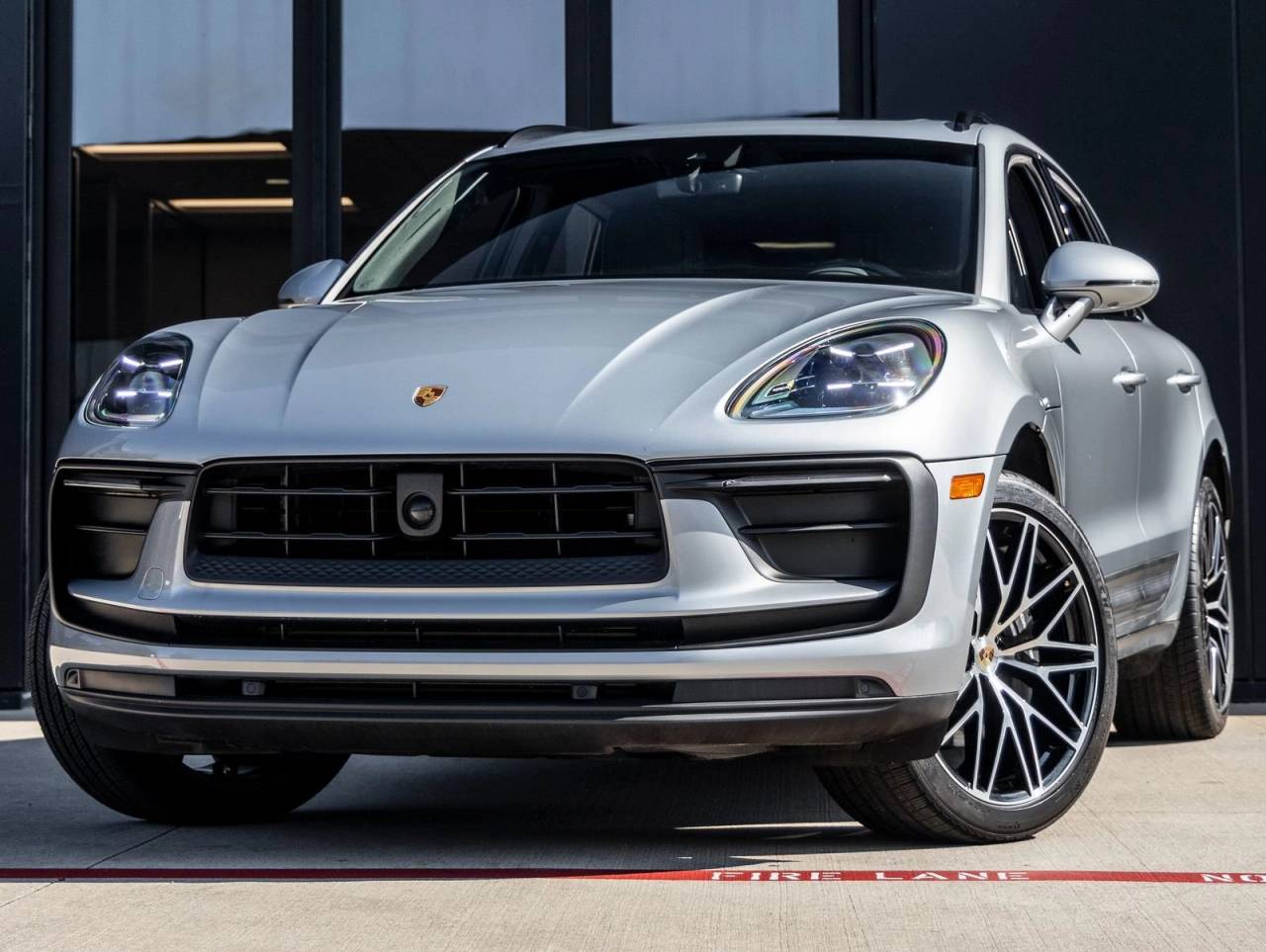 2025 Porsche Macan Macan