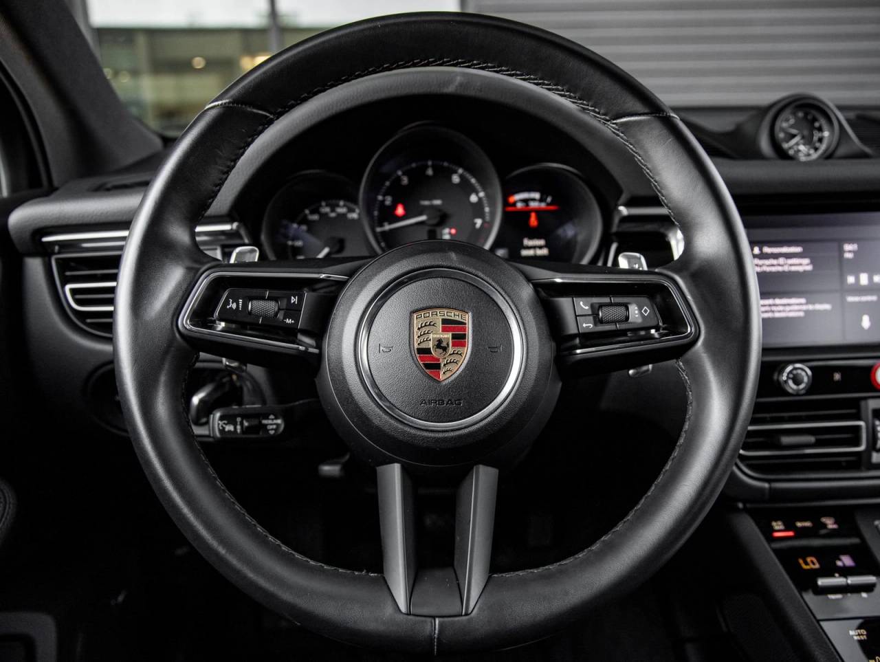 2025 Porsche Macan Macan