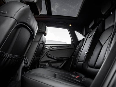 2025 Porsche Macan Macan
