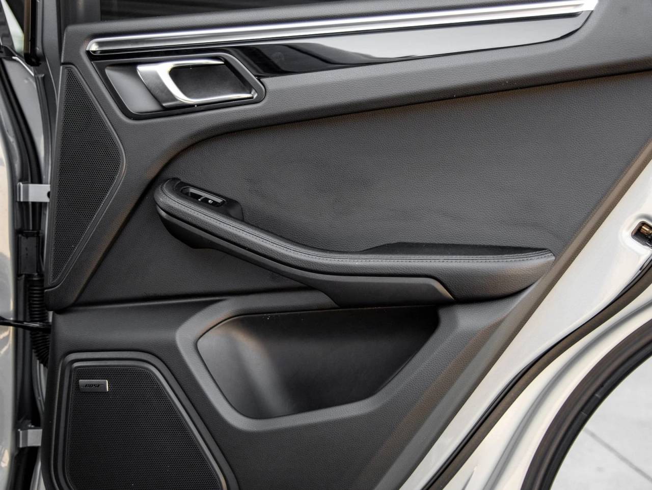 2025 Porsche Macan Macan