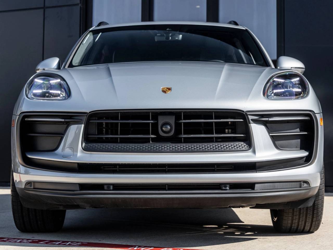 2025 Porsche Macan Macan