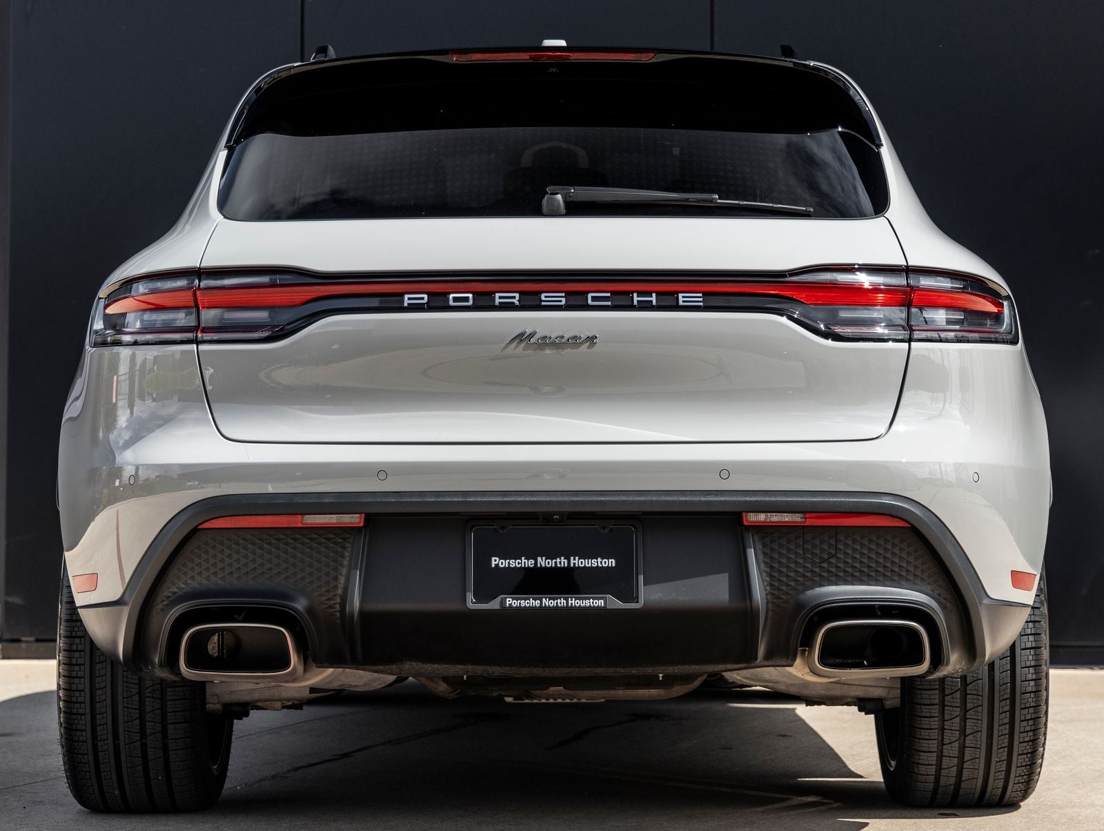2025 Porsche Macan AWD