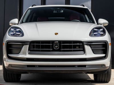 2025 Porsche Macan AWD