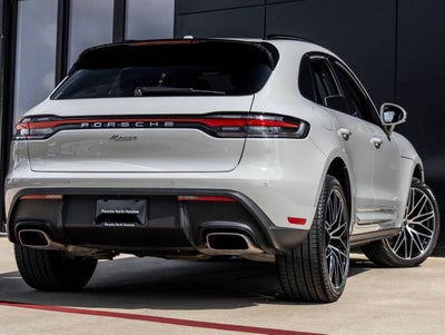 2025 Porsche Macan AWD