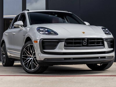 2025 Porsche Macan AWD