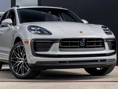 2025 Porsche Macan AWD