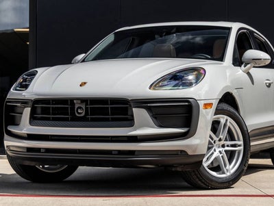 2025 Porsche Macan AWD