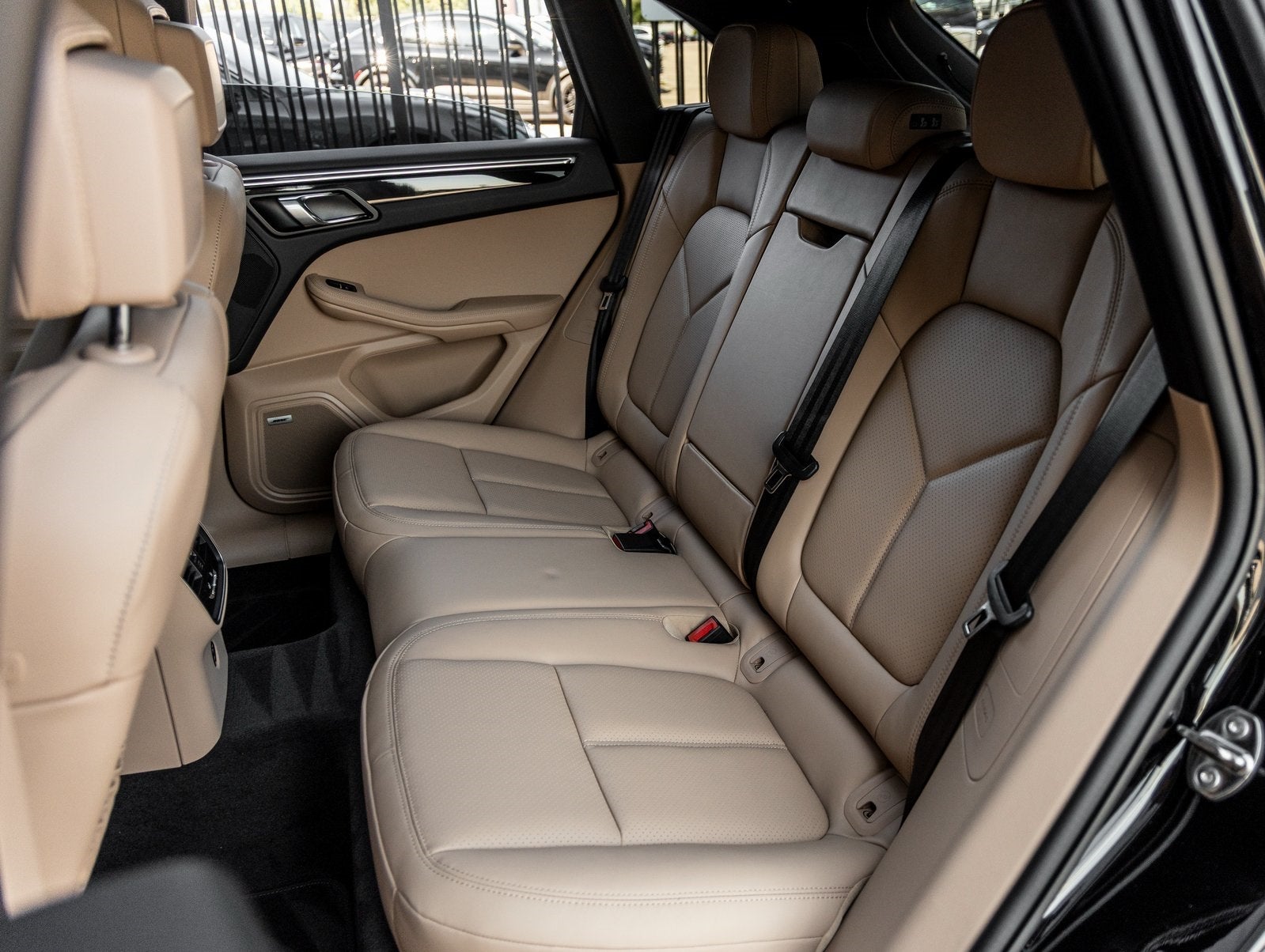 2025 Porsche Macan Macan