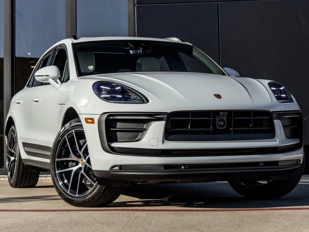 2026 Porsche Macan Macan