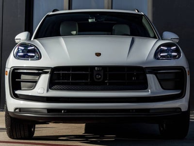 2026 Porsche Macan Macan